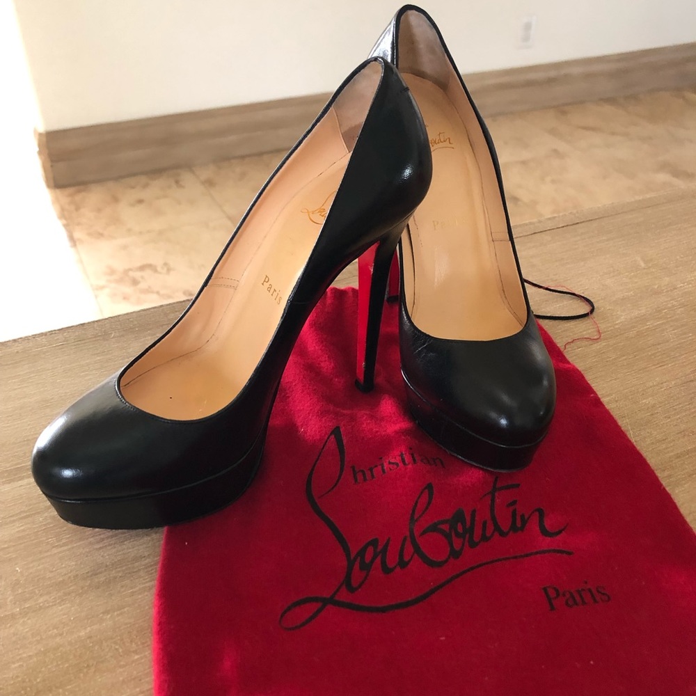 Platform pumps 120